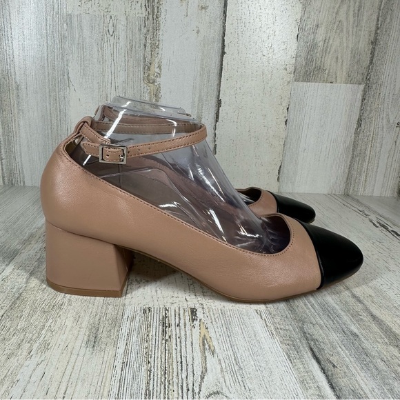 Steve Madden Two-Tone Block Heel Shoes - Black and Tan - Picture 4 of 9